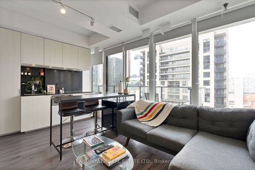 2501-77 Shuter St, Toronto, ON, M5B0B8 | Card Image