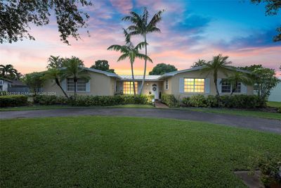 17640 Sw 84th Ct, House other with 3 bedrooms, 2 bathrooms and null parking in Palmetto Bay FL | Image 1