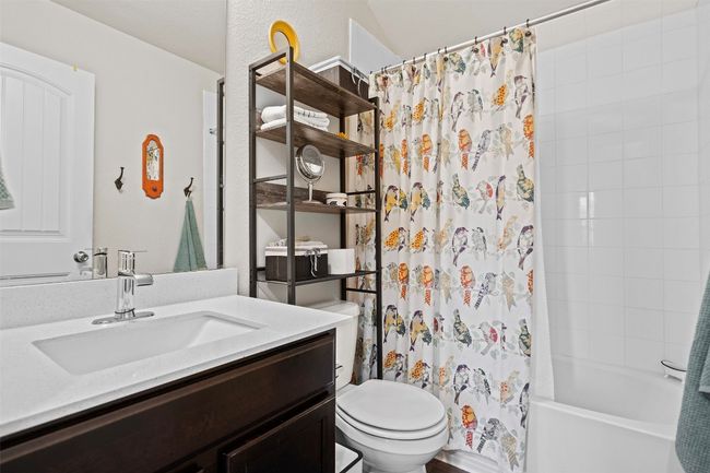 204 Armano Bayou Way, House other with 4 bedrooms, 3 bathrooms and 6 parking in Hutto TX | Image 20