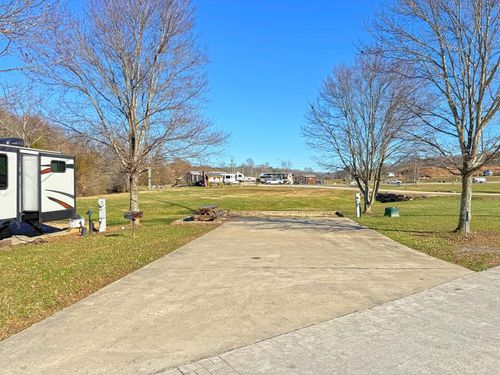 33 Mountain Meadows Dr, Morganton, GA, 30560 | Card Image