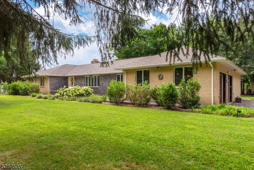 6 Cherry Ln, Blairstown, NJ, 07825-2702 | Card Image
