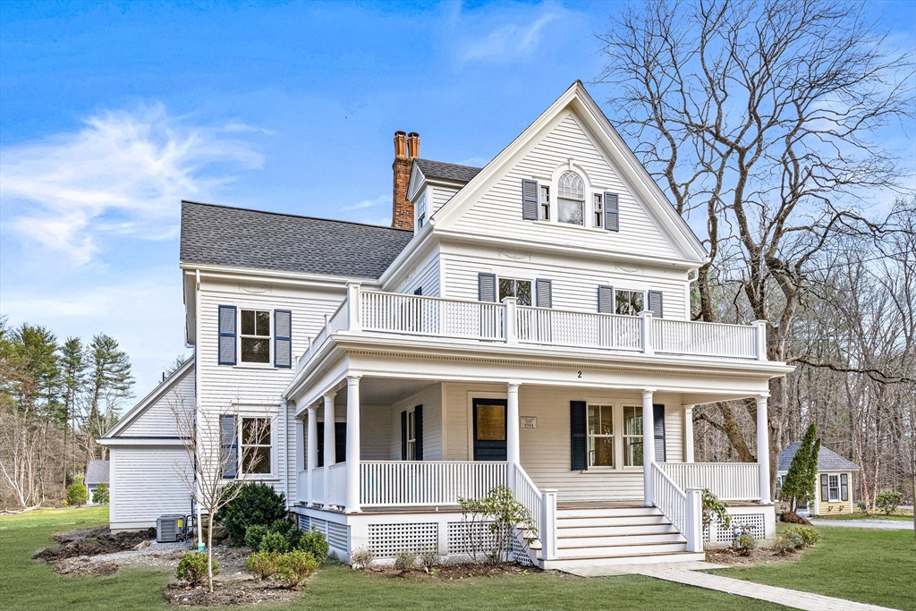 Peakes Ln, Weston, MA 02493