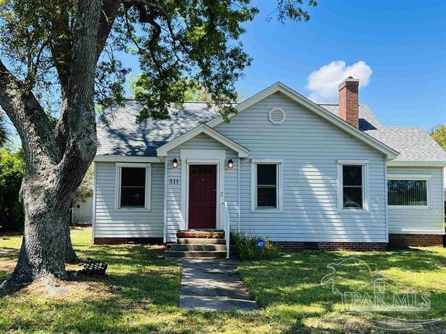 Palomar Dr, Pensacola, FL 32507