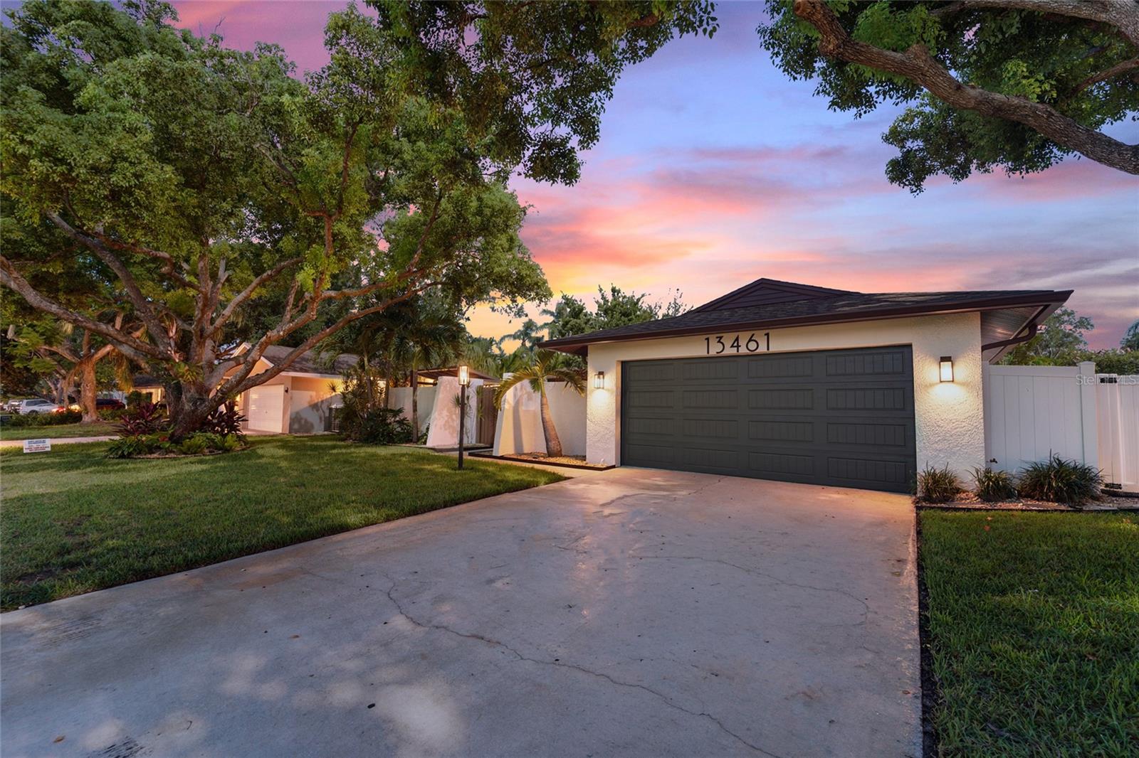 Residential in LARGO 5