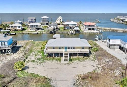 2206 Bienville Blvd, Dauphin Island, AL, 36528-4206 | Card Image