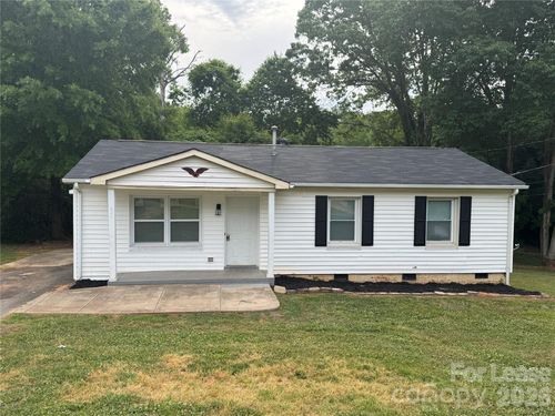 630 Dundeen Dr, Gastonia, NC, 28052-1071 | Card Image