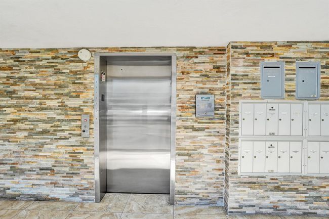 APT-304 - 155 Isle Of Venice Dr, Condo with 2 bedrooms, 2 bathrooms and null parking in Fort Lauderdale FL | Image 88