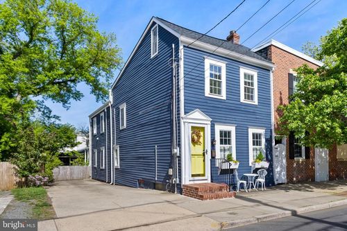 147 2nd St, BORDENTOWN, NJ, 08505-1835 | Card Image