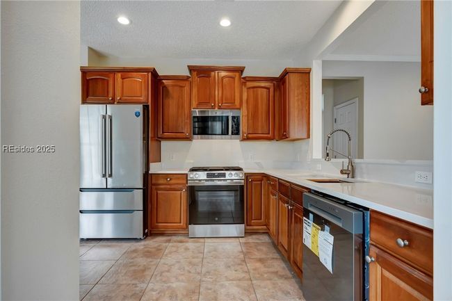 8 Biltmore Dr, House other with 3 bedrooms, 2 bathrooms and null parking in Bluffton SC | Image 12