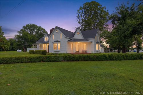 401 E Main St, Adair, OK, 74330-2243 | Card Image