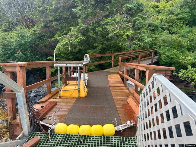 L13 B1 Middle Island, House other with 2 bedrooms, 2 bathrooms and null parking in Sitka AK | Image 16
