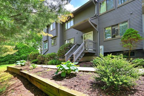 192-192 Conestoga Way, Glastonbury, CT, 06033-3362 | Card Image