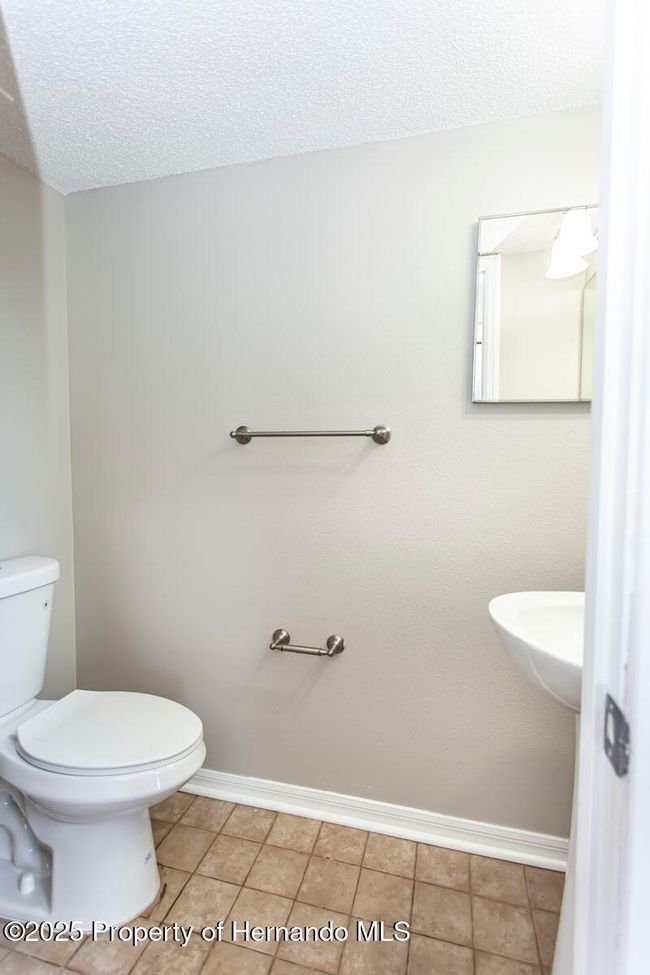 10386 Norvell Rd, House other with 3 bedrooms, 2 bathrooms and null parking in Spring Hill FL | Image 10