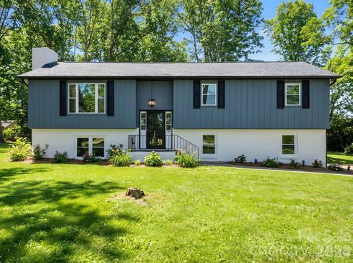 944 Woodland Dr, Shelby, NC, 28150-9305 | Card Image