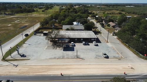 365 State Highway 123 N, Stockdale, TX, 78160-6059 | Card Image