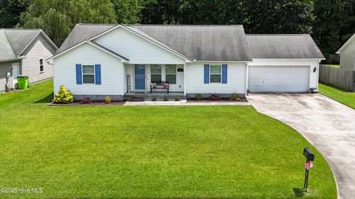 211 Bear Trl, New Bern, NC, 28562-9349 | Card Image