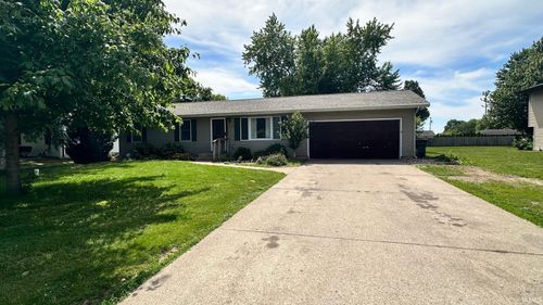 66099 Grasslands Ln, Goshen, IN, 46526-7321 | Card Image