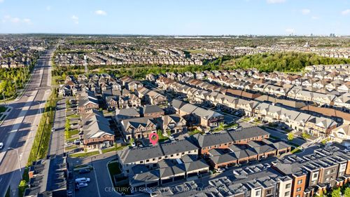 303-22 Miltary Crescent E, Brampton, ON, L7A4W1 | Card Image