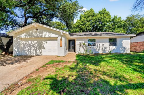 2127 Versailles Dr, Carrollton, TX, 75007-5508 | Card Image