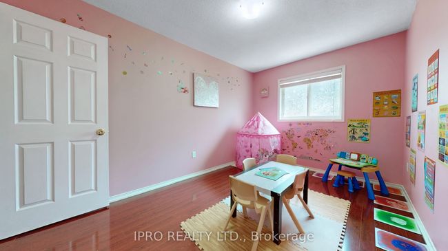 41 Lauraglen Cres, House attached with 6 bedrooms, 4 bathrooms and 4 parking in Brampton ON | Image 27