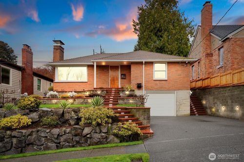 3542 43rd Ave W, Seattle, WA, 98199-1804 | Card Image