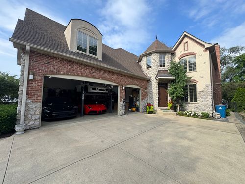 239 N Highland Ave, Elmhurst, IL, 60126-2554 | Card Image