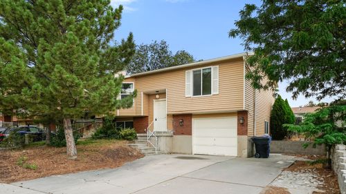 3338 W 5620 S, Taylorsville, UT, 84129-3249 | Card Image