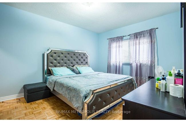 UPPER - 13 Savita Rd, House other with 3 bedrooms, 2 bathrooms and 2 parking in Brampton ON | Image 8