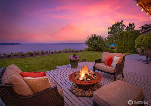 3621 Shore Ave, Everett, WA, 98203-1209 | Card Image