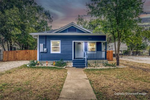 504 E Navarro Ave, Mart, TX, 76664-1423 | Card Image