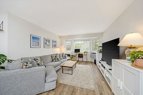 203-264 Alma St, Rockwood, ON, N0B2K0 | Card Image