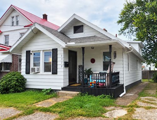 1372 32nd St, Erie, PA, 16508-2418 | Card Image