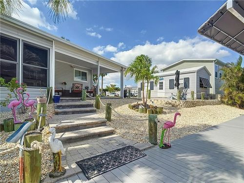 17911 Stevens Blvd, FORT MYERS BEACH, FL, 33931-7164 | Card Image