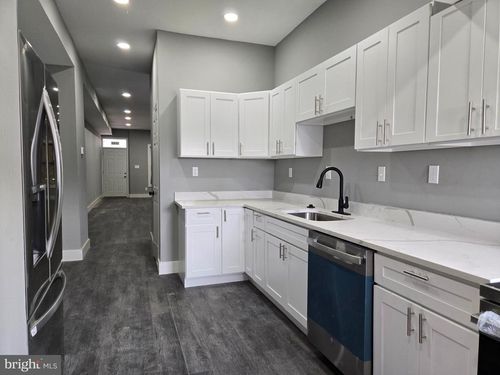 2811 E Preston St, BALTIMORE, MD, 21213-3839 | Card Image