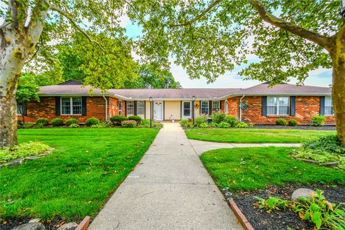 8745 Washington Colony Dr, Washingtn Twp, OH, 45458-3314 | Card Image