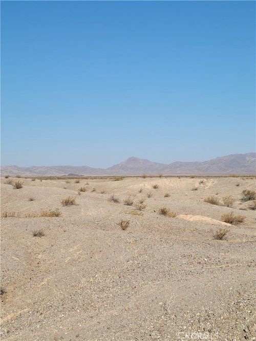 11111 Us Highway 95, Needles, CA, 92363 | Card Image