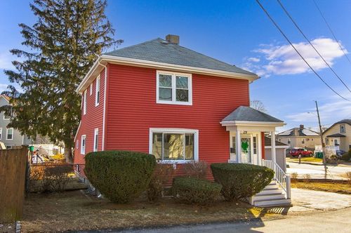 29 Lake View Pl, Lynn, MA, 01904-2347 | Card Image