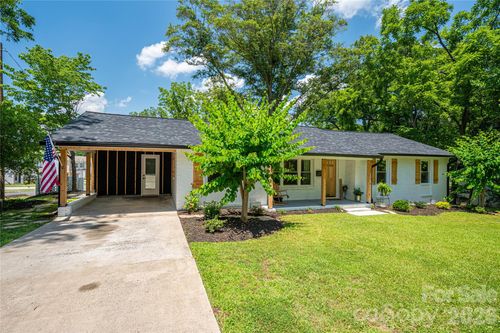220 Lackey St, Kings Mountain, NC, 28086-2359 | Card Image