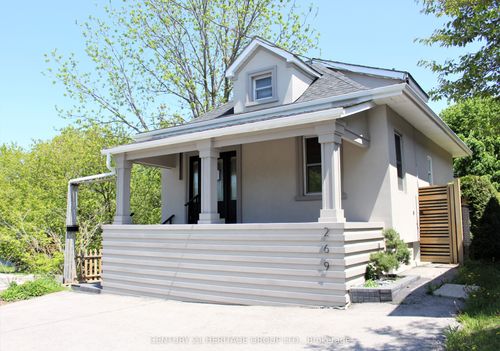 269 Prospect St, Newmarket, ON, L3Y3V3 | Card Image