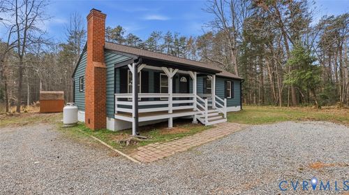 3063 Three Chopt Rd, Gum Spring, VA, 23065-2173 | Card Image
