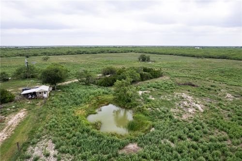 325 County Road 129, Alice, TX, 78332 | Card Image
