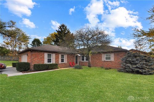 1231 Howard Dr, Greenville, OH, 45331-2645 | Card Image