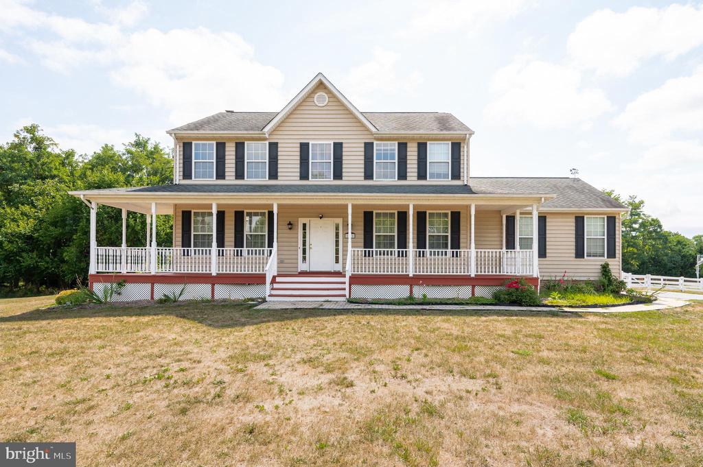Carriage Dr, Harpers Ferry, WV 25425