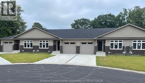 27 Friendship Way, Wheatley, ON, N0P2P0 | Card Image