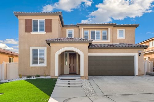 8004 Sorrento Way, Highland, CA, 92346-6389 | Card Image