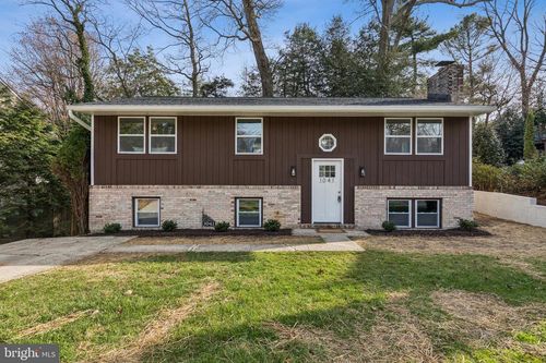 1041 Skyview Dr, ANNAPOLIS, MD, 21409-5030 | Card Image