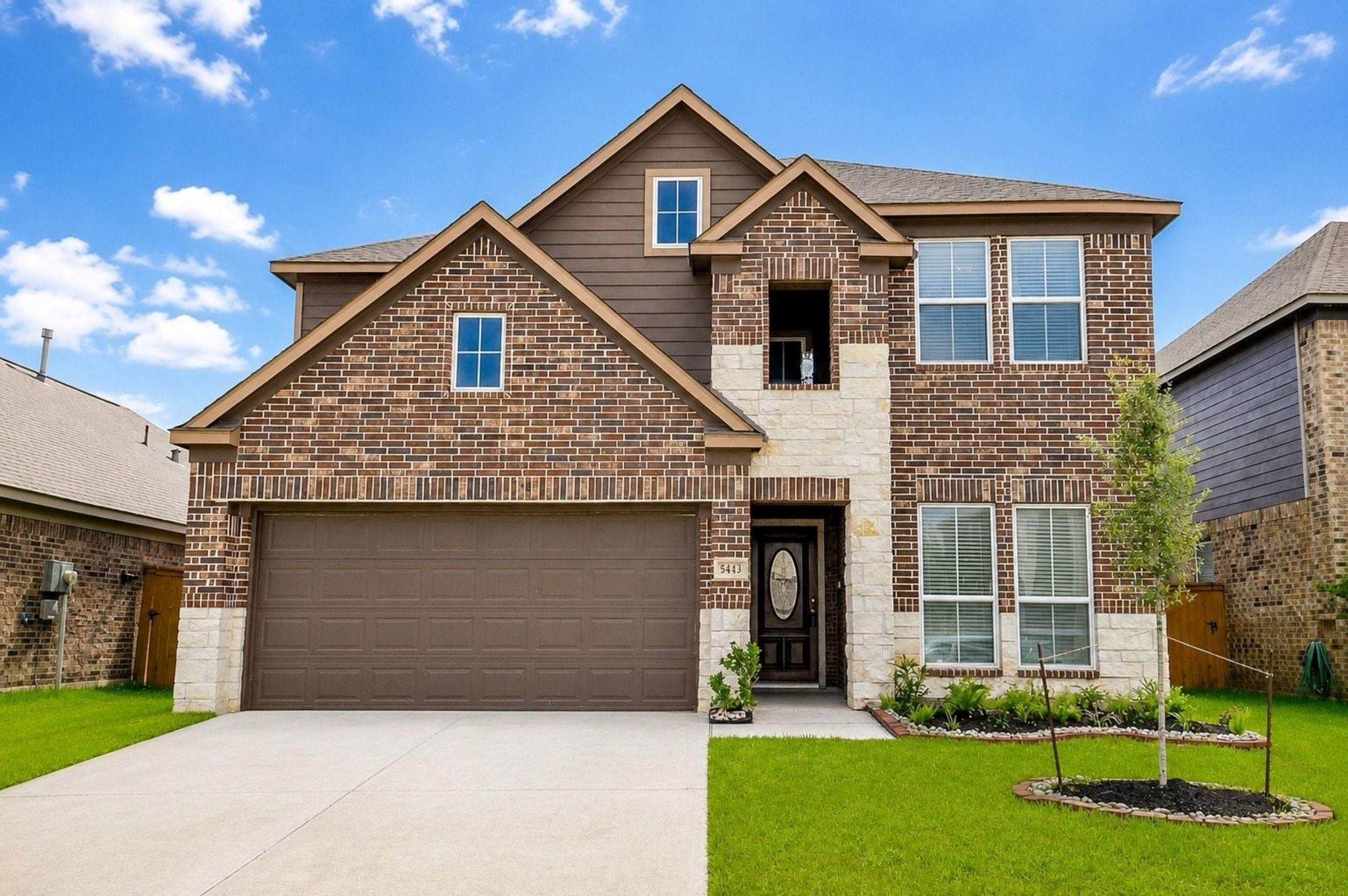 Residential Lease in Brookshire 4