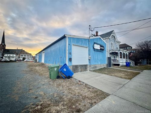 26, 28 Robert Street, Middletown, NY, 10940 | Card Image