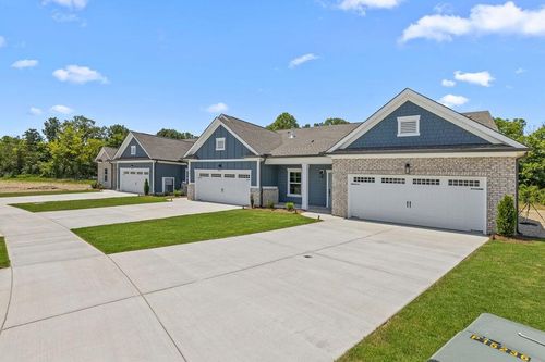 1560 Whisper Winds Ln, Ooltewah, TN, 37363-1758 | Card Image