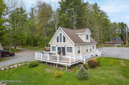 126 Lakeview Ln, Mayfield, NY, 12117-3772 | Card Image